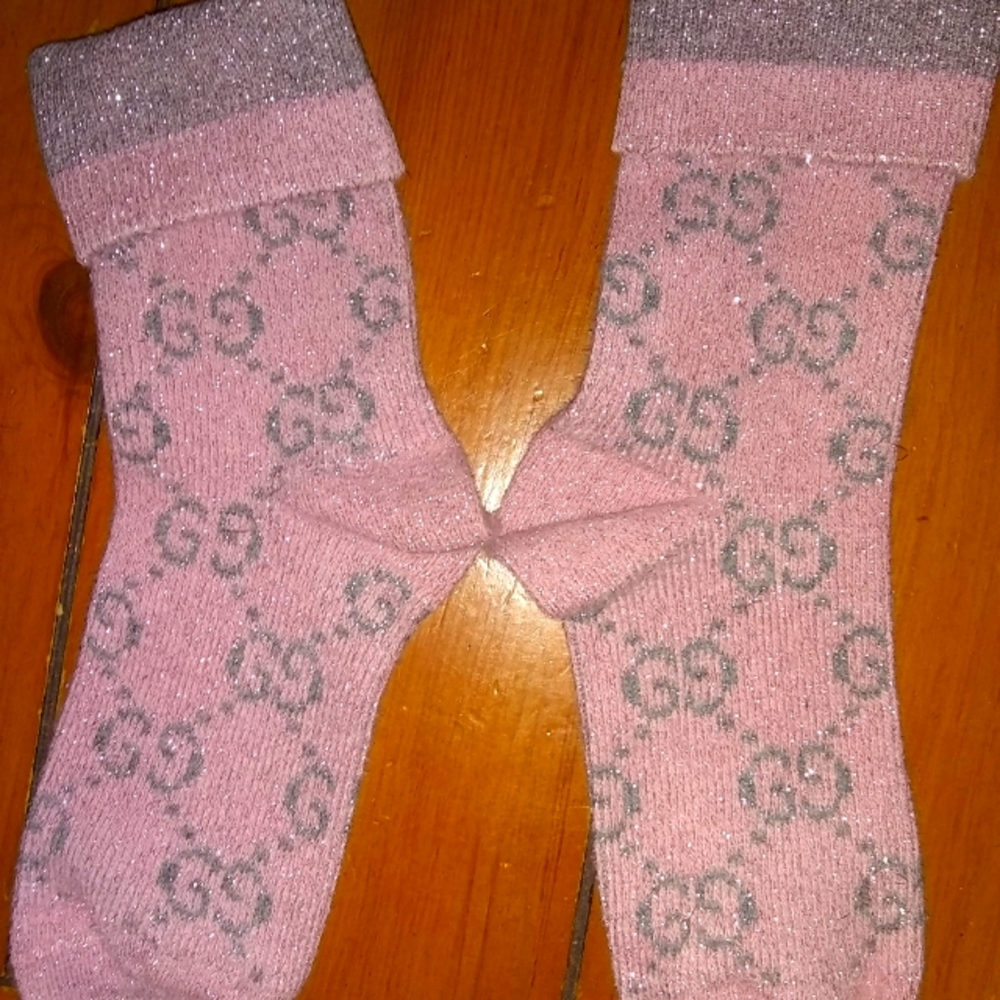GUCCI PINK WITH SILVER LAME' SOCKS 🦋